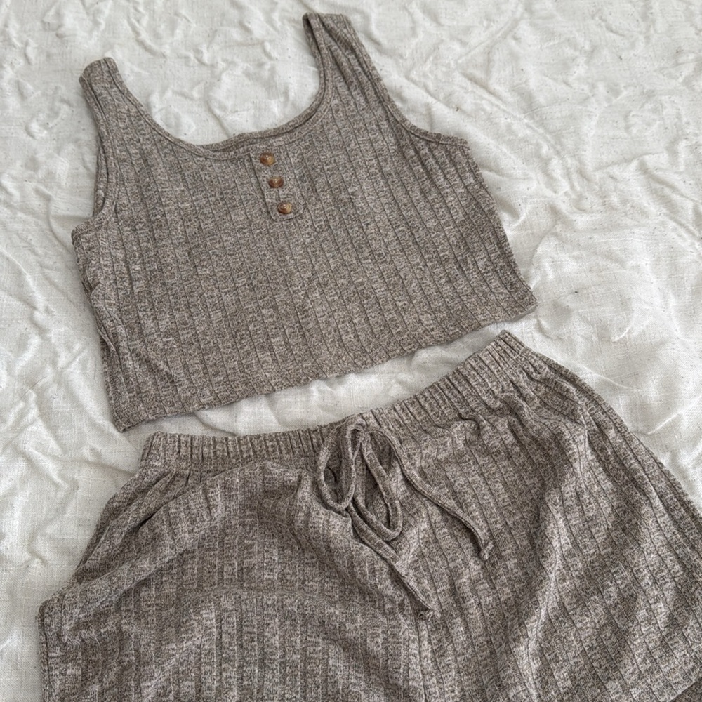 Matching Short Set - Picture 3 of 4